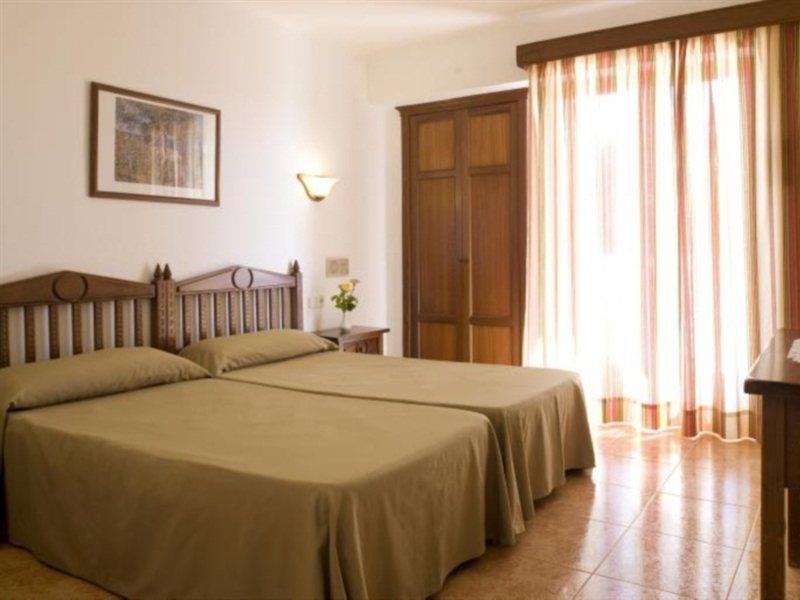 Hotel Ses Puntetes Cala d'Or  Ngoại thất bức ảnh
